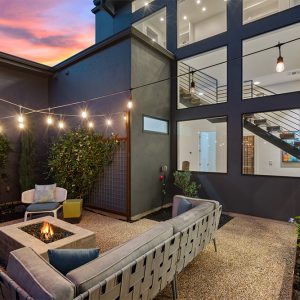 custom home build east 13th 1 0206 207 dsc08956 896.jpg