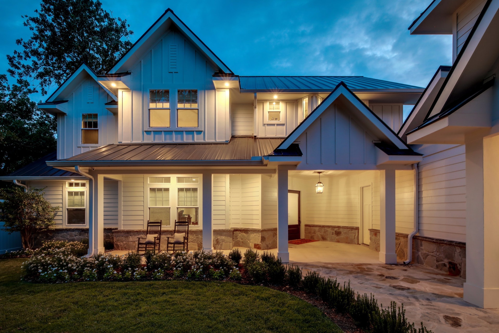 custom luxury home builder in horseshoe bay